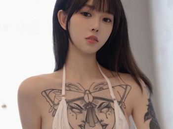 XiaoYu Vol.1087 奶瓶