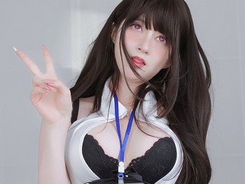 Coser小姐姐白银珍珠秘书主题脱OL制服露性感黑色蕾丝内衣配超薄黑丝诱惑写真168P