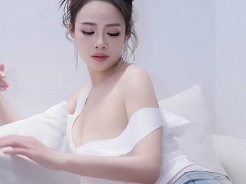 XiuRen Vol.8329 甜七七