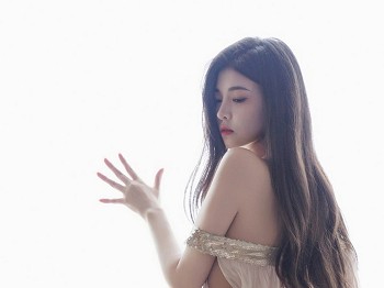 XiuRen Vol.9426 初梦瑶