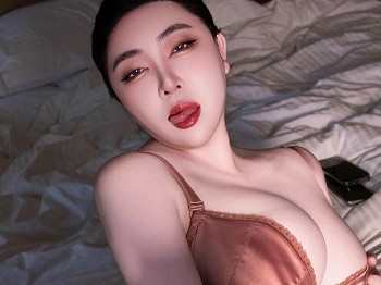 XiuRen Vol.9955 风景尤美